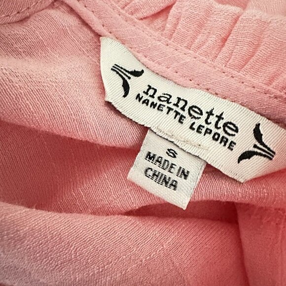 Nanette Lepore Pink Cap Sleeve  Blouse with Pleats and Keyhole Back Womens Small - Picture 6 of 7